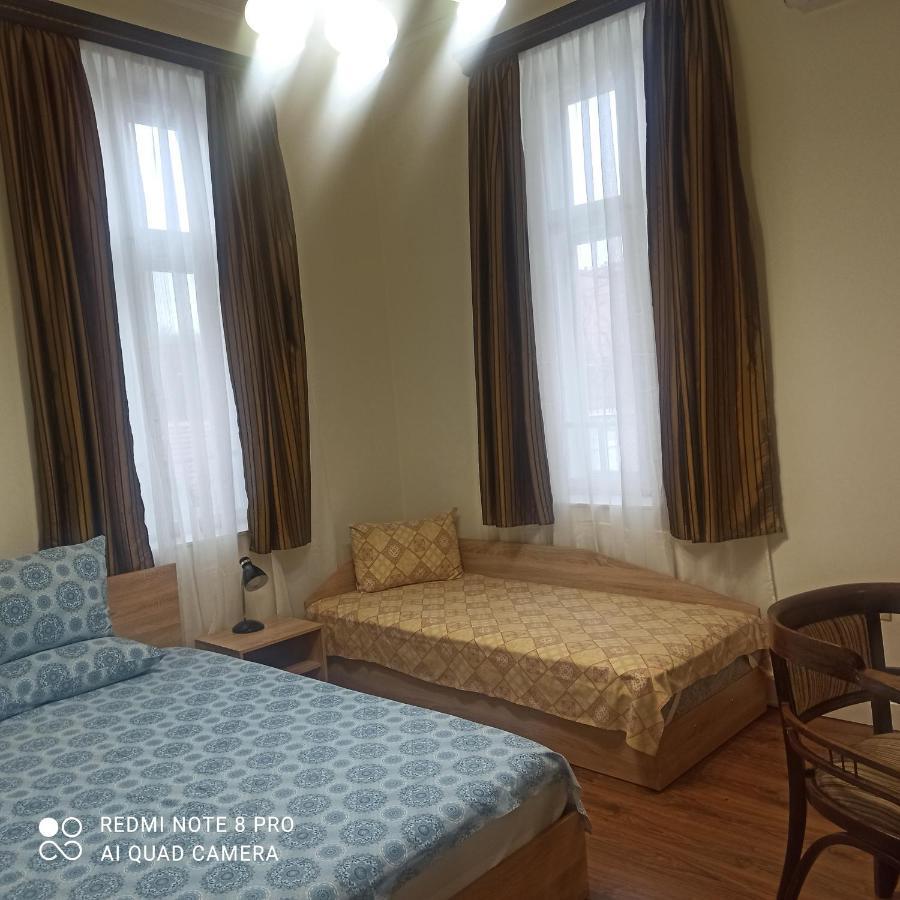 Apartament Stonel Veliko Tŭrnovo Eksteriør bilde