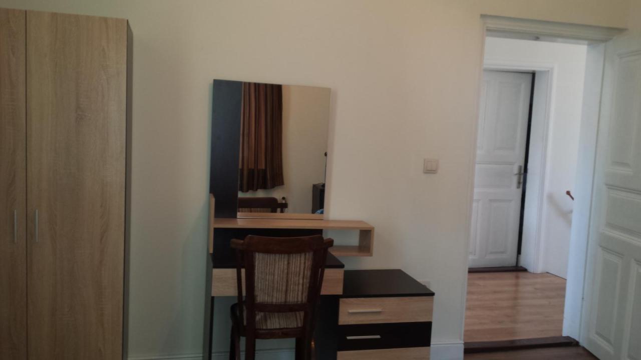 Apartament Stonel Veliko Tŭrnovo Eksteriør bilde