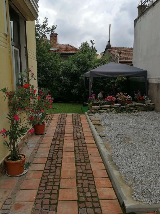 Apartament Stonel Veliko Tŭrnovo Eksteriør bilde