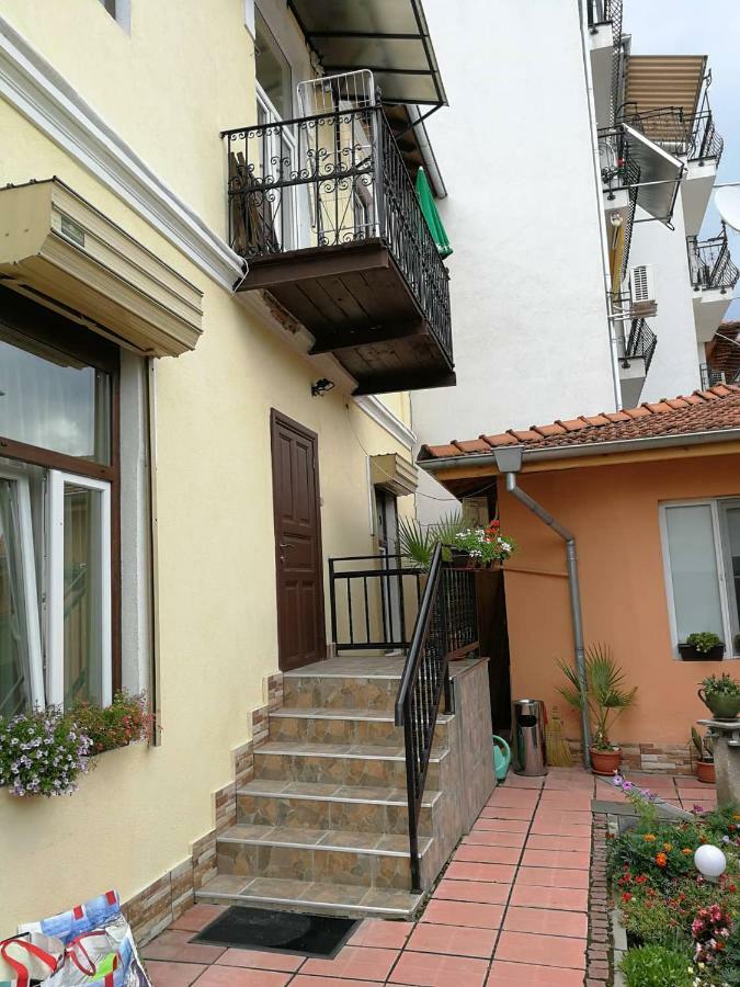 Apartament Stonel Veliko Tŭrnovo Eksteriør bilde